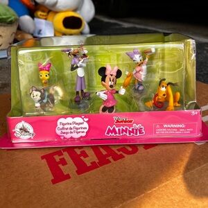 Disney Minnie Mouse and Friends Figurine Collection